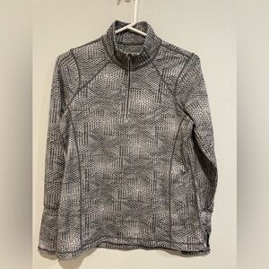 Women’s snakeskin print quarter zip pull over.  Size M